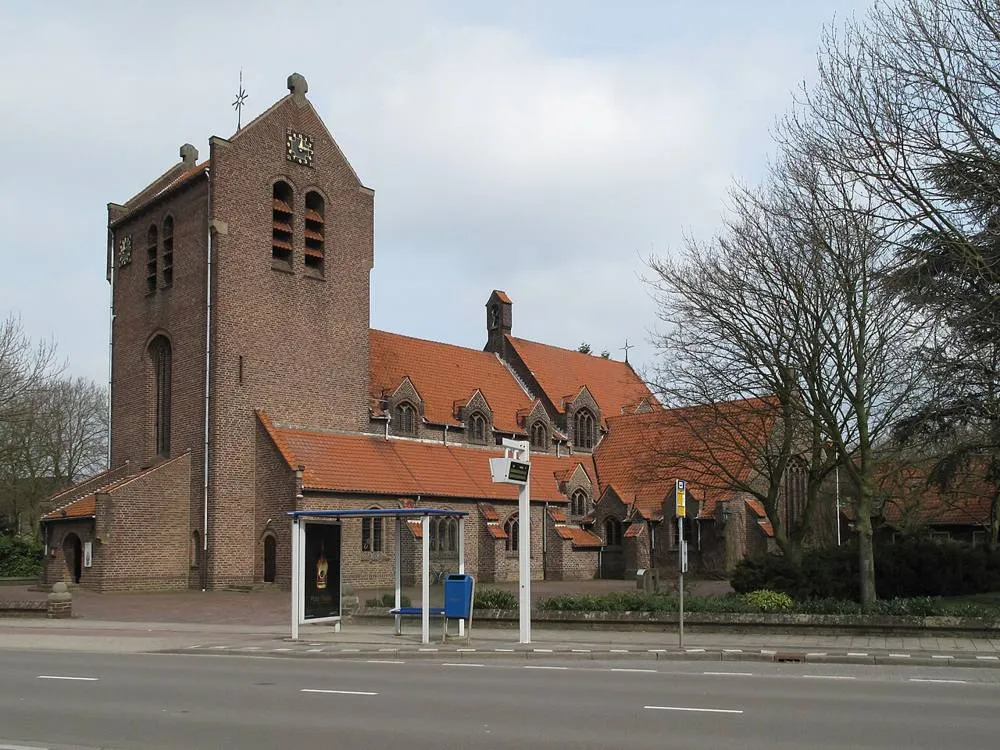 Haalderen: Haalderen, kerk foto1 2010-03-22 12.15