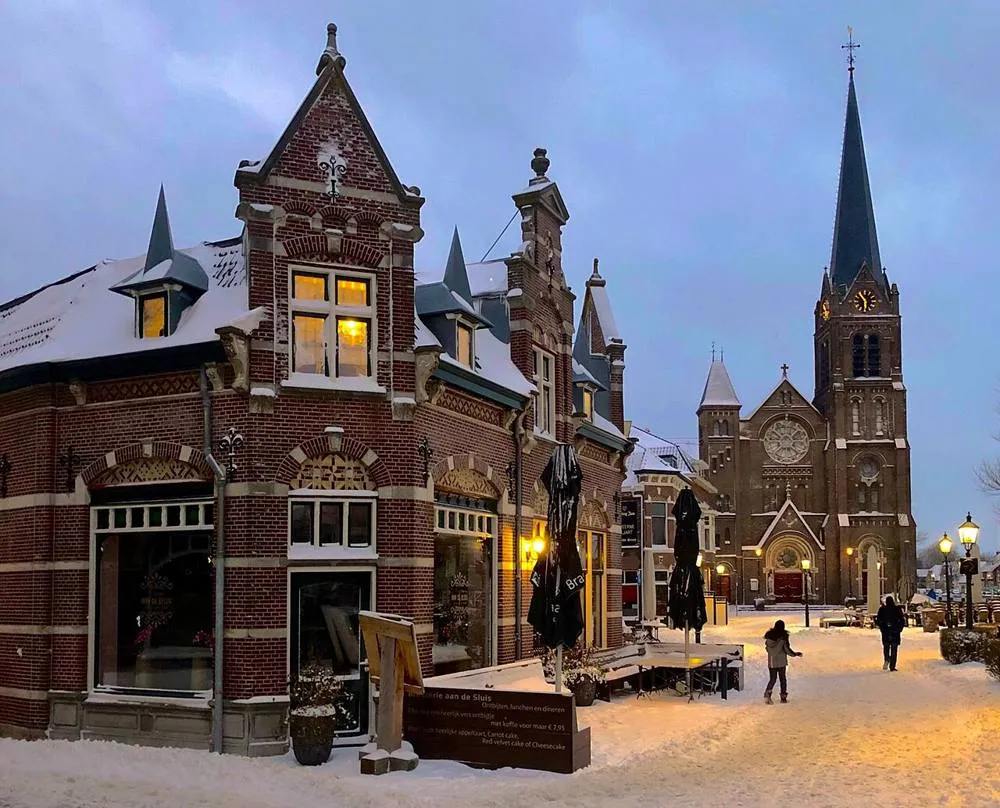 Leidschendam: Netherlands, Leidschendam, Sluiskant (01)